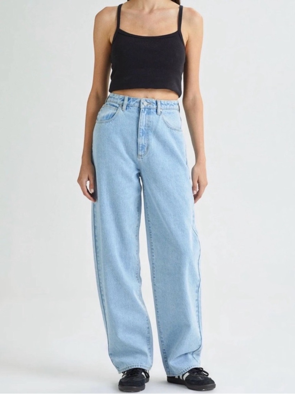 ABRAND CARRIE JEANS Walkaway light blue sz 32